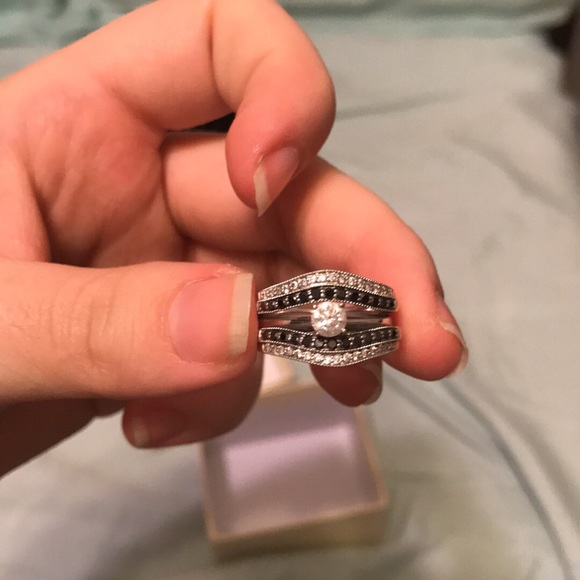 Kay Jewelers Jewelry Engagementwedding Guard Poshmark